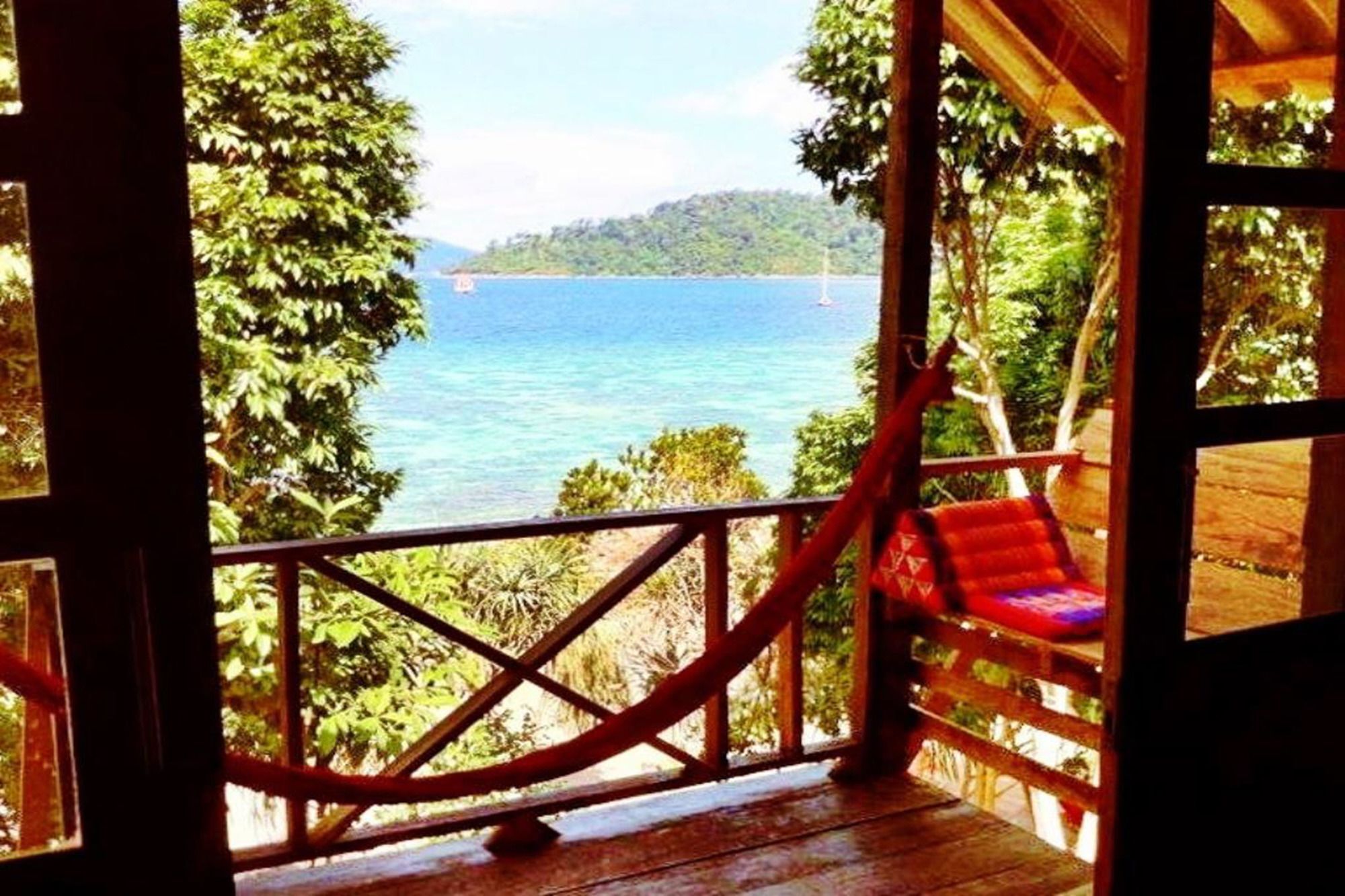Pitiusas Beach Resort Koh Lipe Extérieur photo
