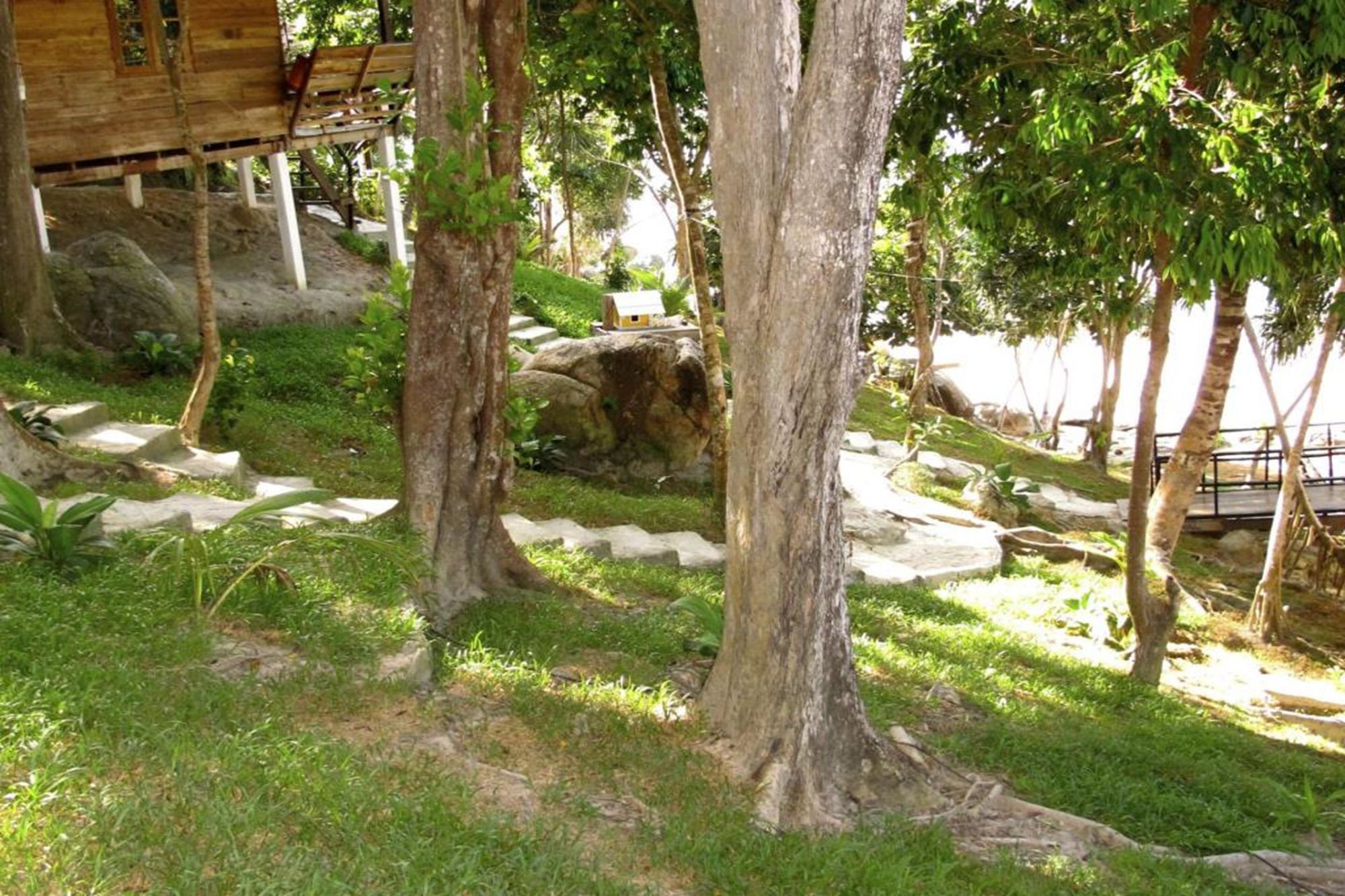 Pitiusas Beach Resort Koh Lipe Extérieur photo